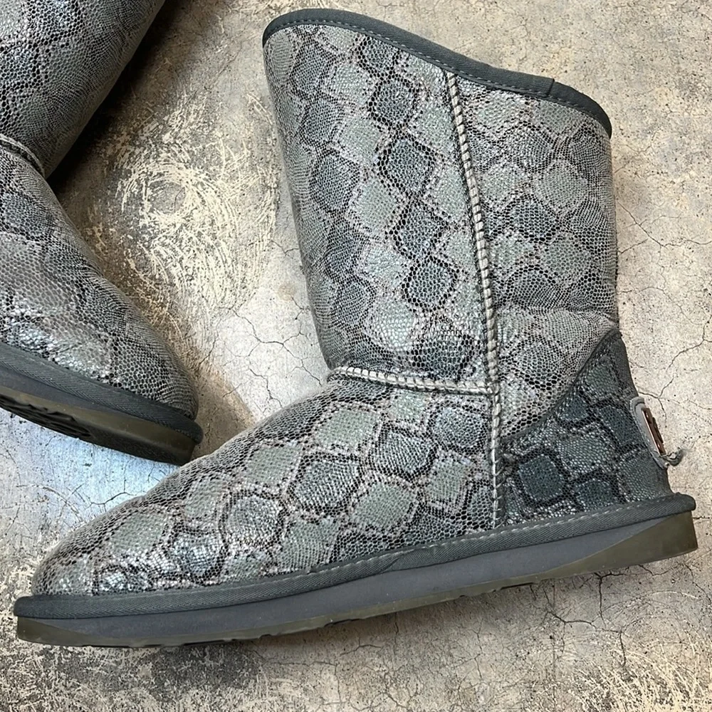 *Australia Luxe collective Ugg style boots